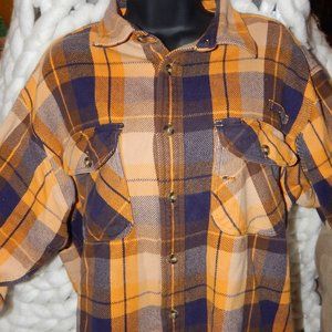 Cabella's Long Sleeved Flanel Button up Shirt